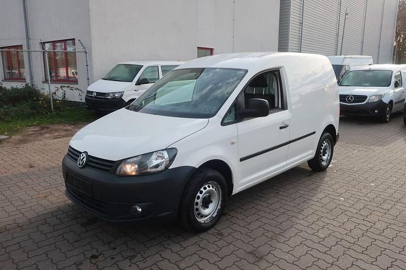 Weiß Gebraucht 2015 VW Caddy Van / Kleinbus | 6.400 € (Guter Preis) - Bild 1/4