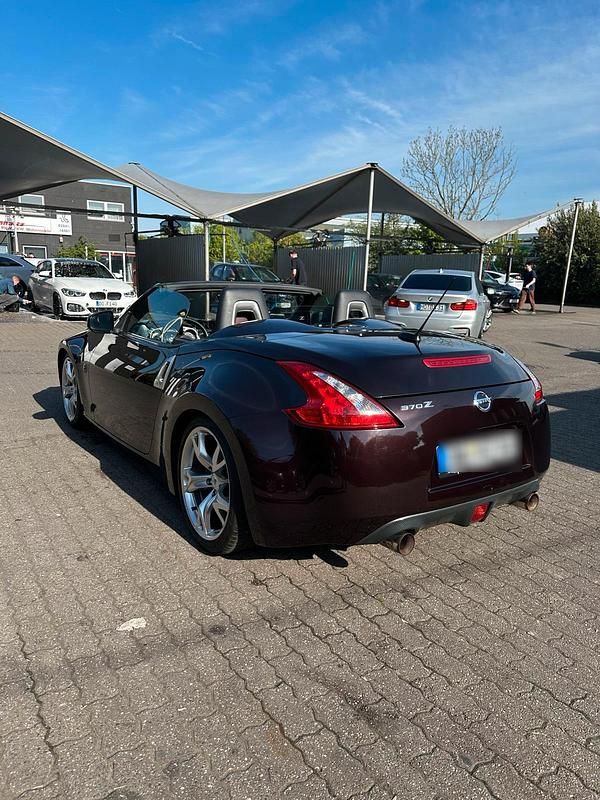 Gebraucht Nissan 370Z Pack 328 PS (241 kW) 2010 Andere farben Cabrio
