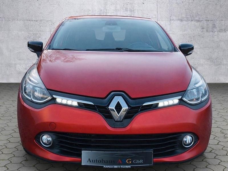 Gebraucht Renault Clio IV Luxe 90 PS (66 kW) 2012 Rot Limousine