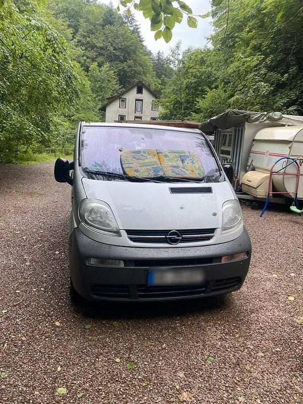 Silber Gebraucht 2007 Opel Vivaro Van | 3.000 € - Bild 1/4