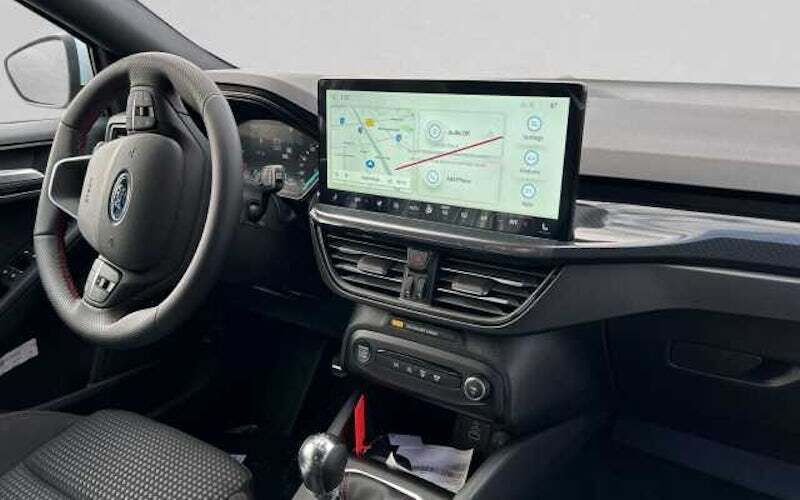 Gebraucht Ford Focus ST-Line 125 PS (91 kW) 2024 Weiß (frozen white) Kombi