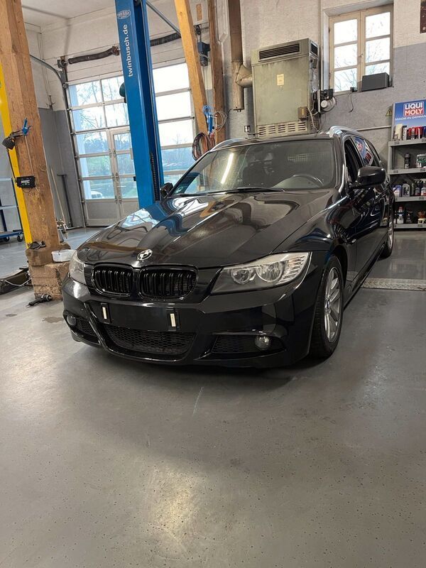 Verkauft BMW 320 e91 d M-Paket Schalte., gebraucht 2010, 325.900 km in ...