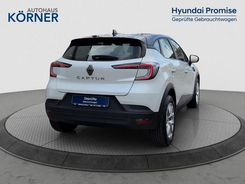 Second-hand Renault Captur Evolution 158 CP (116 kW) 2025 Alb SUV