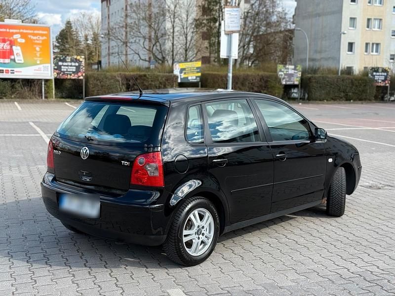 Gebraucht VW Polo Edition 75 PS (55 kW) 2005 Schwarz Kleinwagen