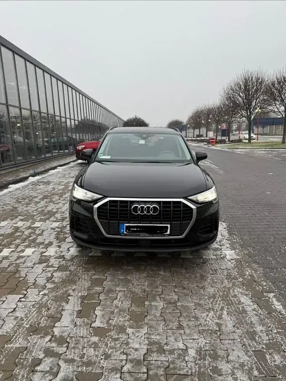 Gebraucht Audi Q3 Comfort 245 PS (180 kW) 2022 Schwarz SUV