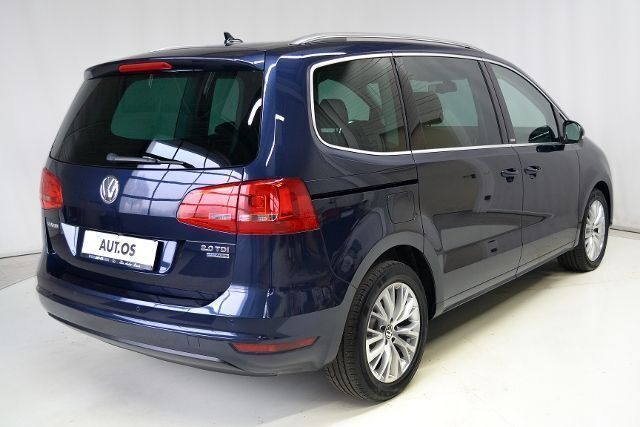 Gebraucht VW Sharan Comfortline 170 PS (125 kW) 2012 Blau metallic Van / Kleinbus