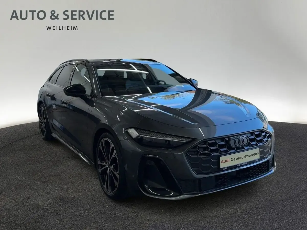 Gebraucht Audi A5 Ambiente 367 PS (269 kW) 2025 Daytonagrau perleffekt Kombi