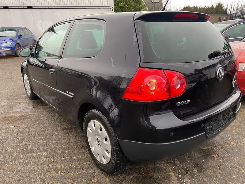 Gebraucht VW Golf United 105 PS (77 kW) 2008 Schwarz Coupé