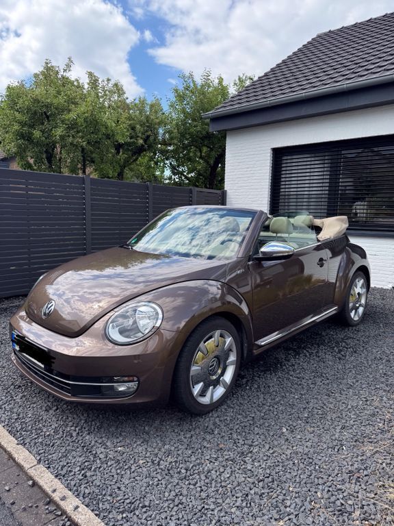 Braun Gebraucht 2014 VW Beetle Edition Cabrio | 15.000 € (Etwas zu teuer) - Bild 1/4