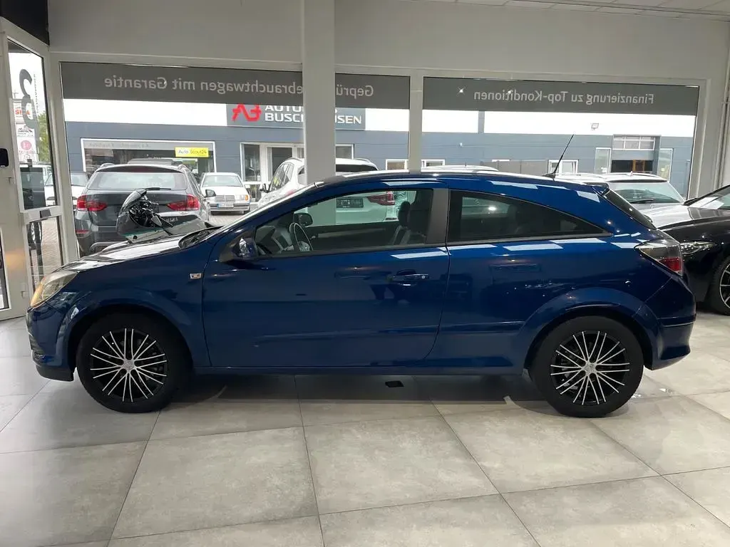 Gebraucht Opel Astra GTC Catch Me 140 PS (102 kW) 2007 Blau Coupé