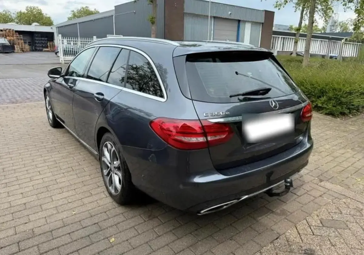 Gebraucht Mercedes C350 Edition 211 PS (155 kW) 2016 Grau Kombi