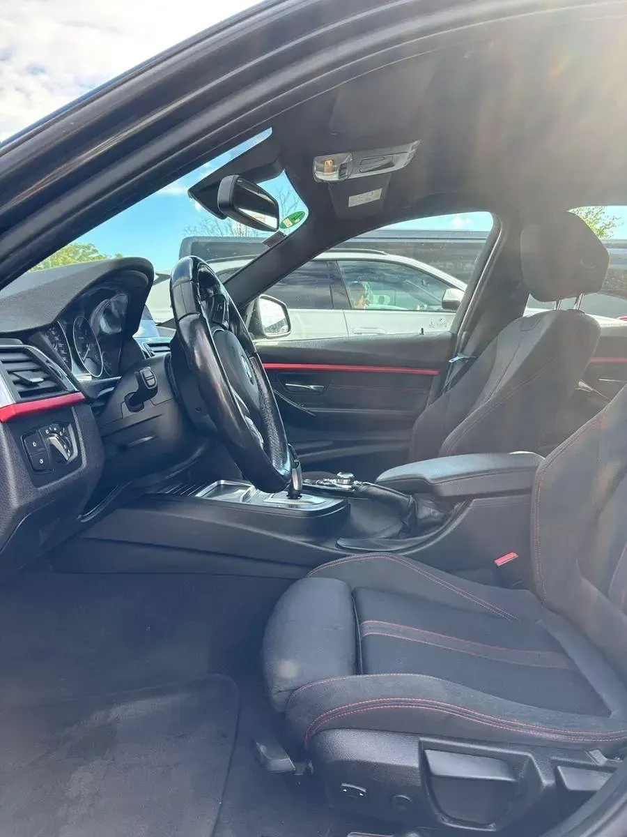 Gebraucht BMW 320 Sport Line 190 PS (139 kW) 2015 Schwarz Kombi