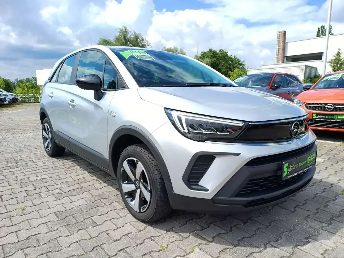 Gebraucht Opel Crossland Enjoy 110 PS (80 kW) 2023 Aluminium silb/kristall silb SUV