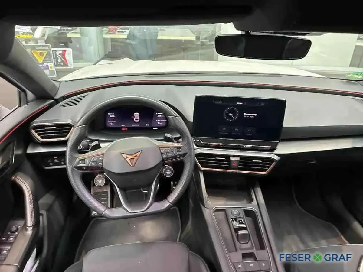 Gebraucht Cupra Leon VZ 310 PS (228 kW) 2024 Weiss Kombi