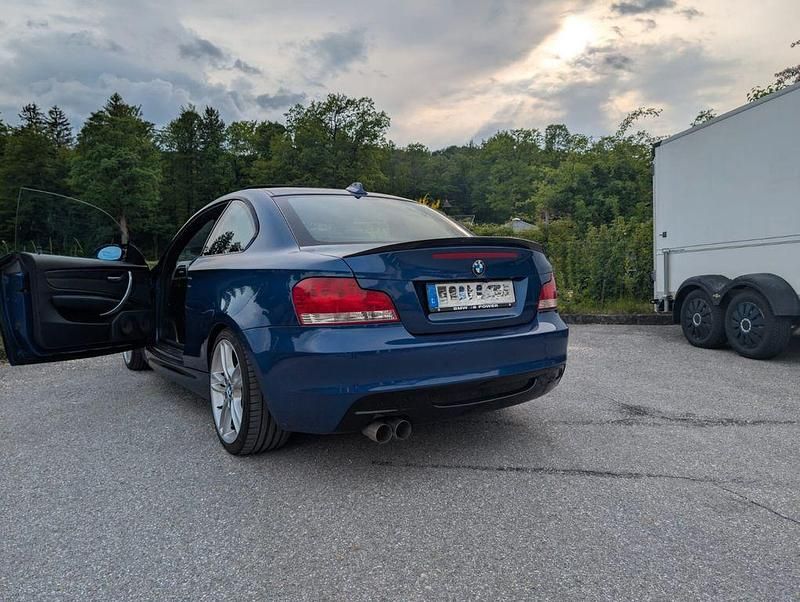 Gebraucht BMW 123 Performance 204 PS (150 kW) 2009 Blau Kleinwagen