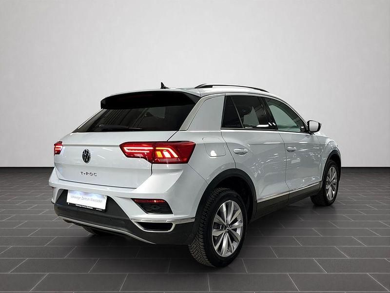 Gebraucht VW T-Roc Style 150 PS (110 kW) 2021 White silver metallic (metallic) SUV