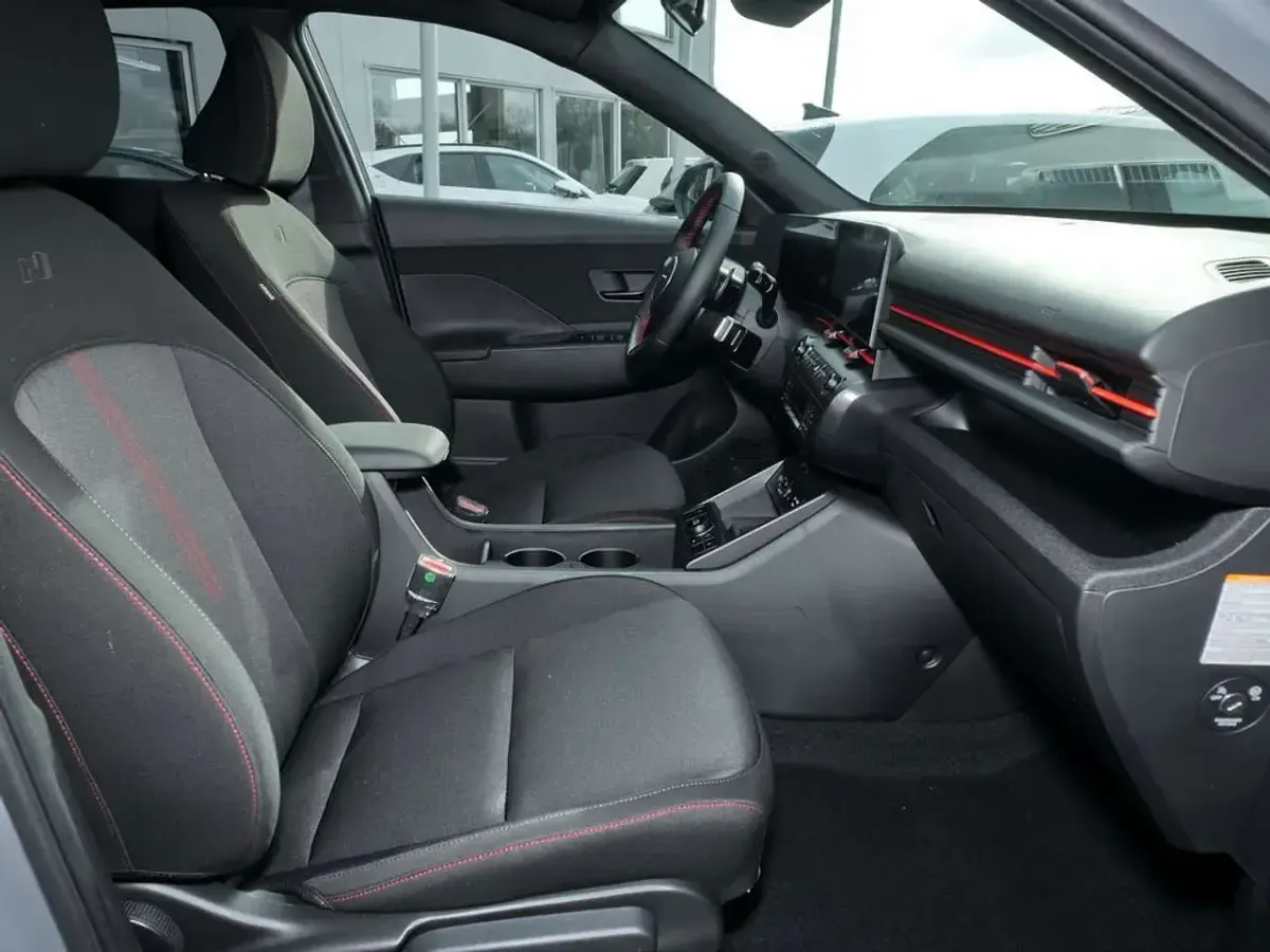Neu Hyundai Kona N Line 150 kW (204 PS) 2026 Grau SUV