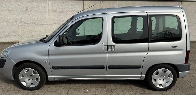 Gebraucht Citroën Berlingo Tonic 109 PS (80 kW) 2003 Silber Van / Kleinbus