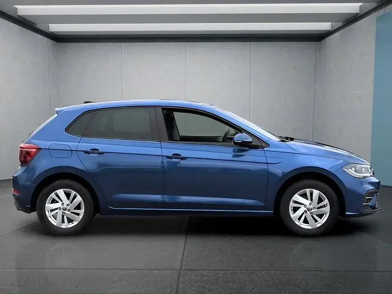 Gebraucht VW Polo 110 PS (80 kW) 2022 Blau Kleinwagen