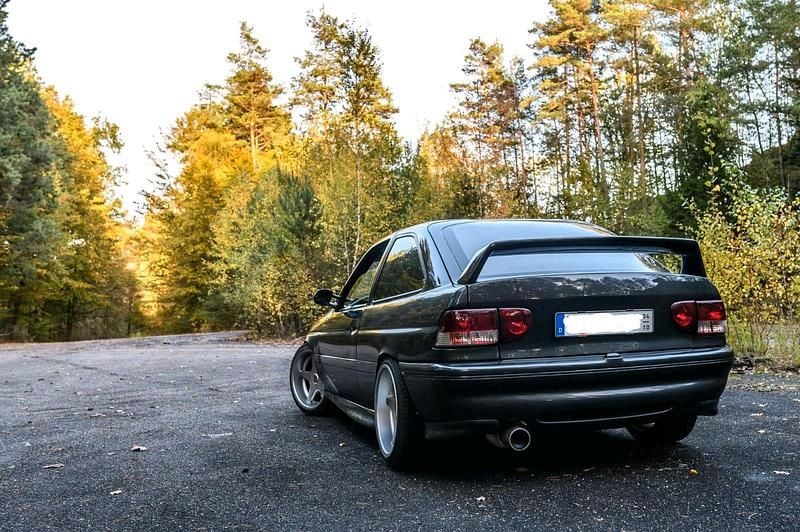 Gebraucht Ford Escort RS 150 PS (110 kW) 1992 Coupé