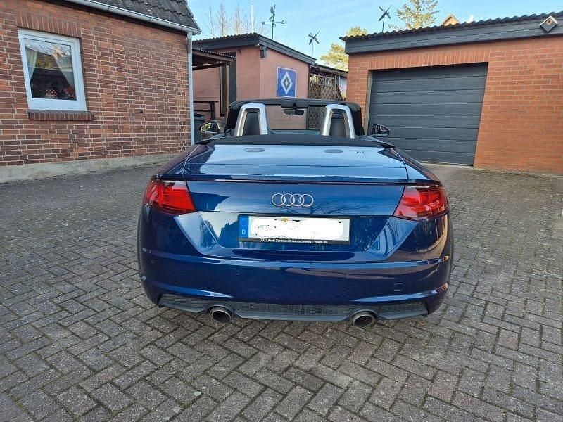 Gebraucht Audi TT Roadster Exclusive 179 PS (131 kW) 2017 Blau Cabrio