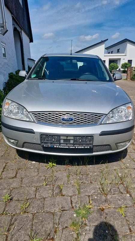 Silber Gebraucht 2006 Ford Mondeo Limousine | 600 € (Superpreis) - Bild 1/4