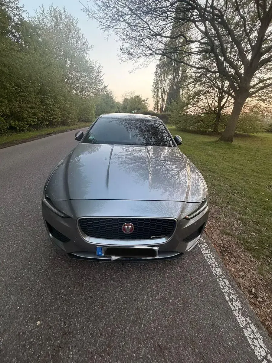 Gebraucht Jaguar XE R-Dynamic 179 PS (131 kW) 2019 Limousine