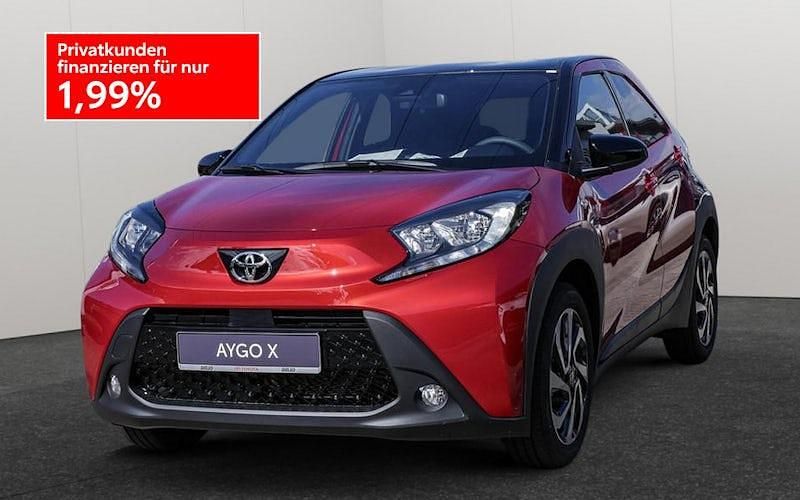 Rot Neu 2025 Toyota Aygo Kleinwagen | 19.990 € - Bild 1/4
