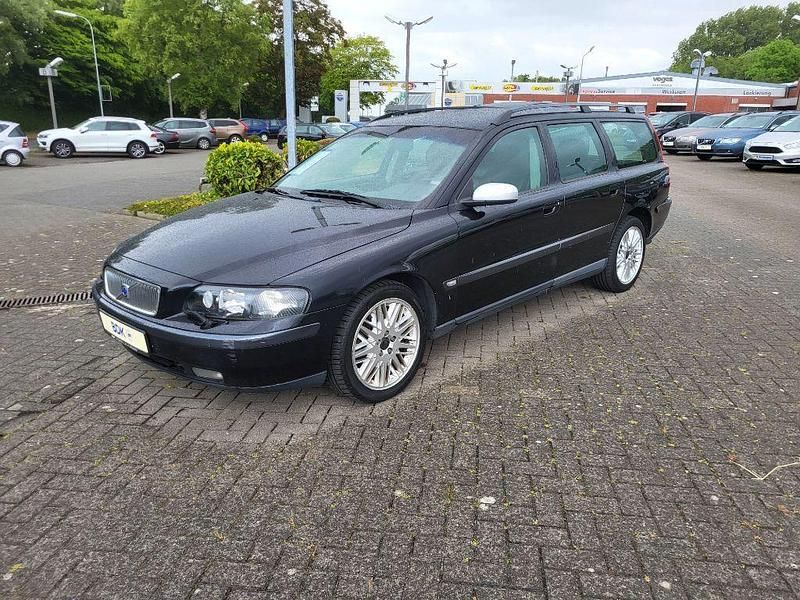 Gebraucht Volvo V70 163 PS (119 kW) 2004 Saphir schwarz metallic (metallic) Kombi