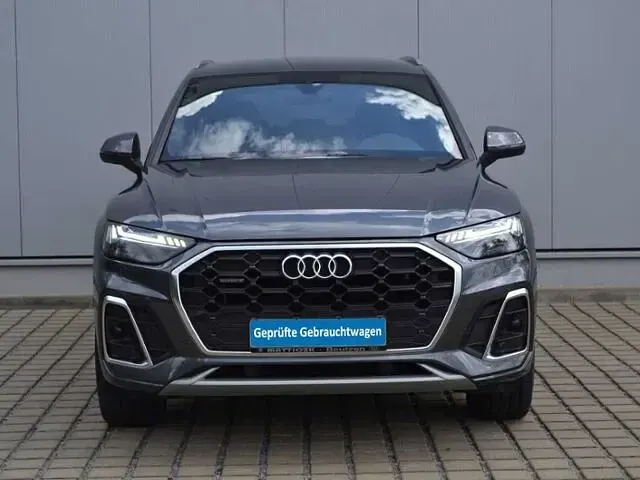 Gebraucht Audi Q5 S-Line 204 PS (150 kW) 2021 Grau SUV