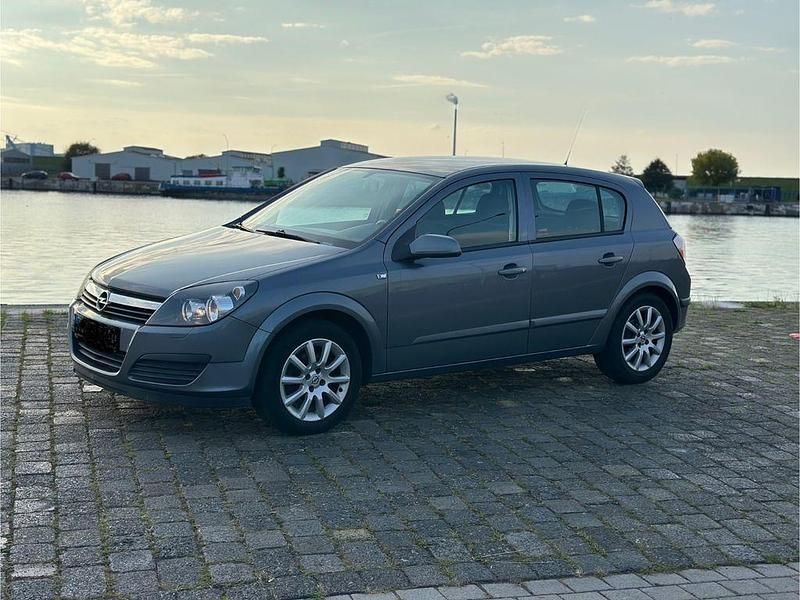 Gebraucht 2005 Opel Astra Limousine | 2.200 € (Fairer Preis) - Bild 1/4