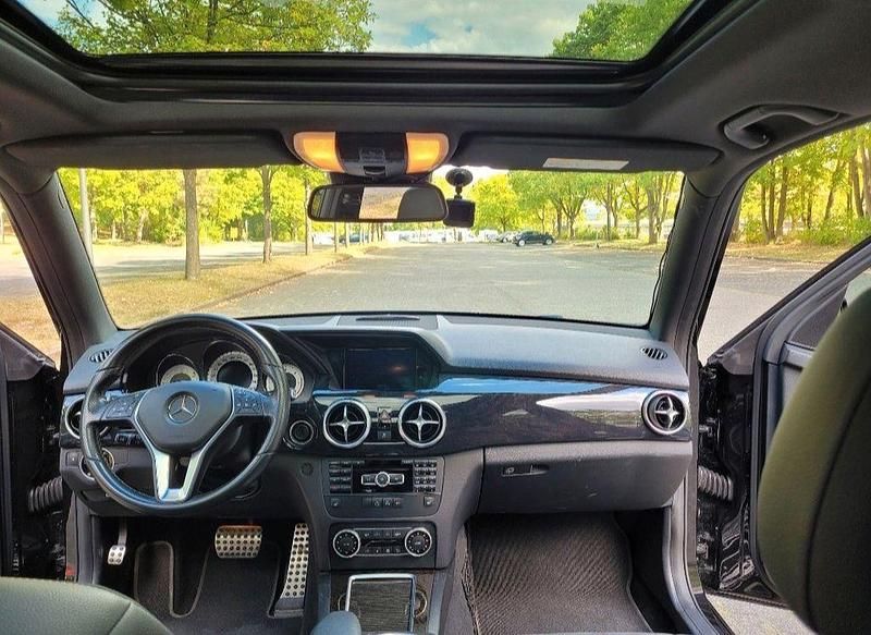 Gebraucht Mercedes GLK250 204 PS (150 kW) 2015 Schwarz SUV