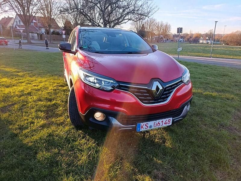 Gebraucht Renault Kadjar Bose Edition 131 PS (96 kW) 2015 Rot SUV