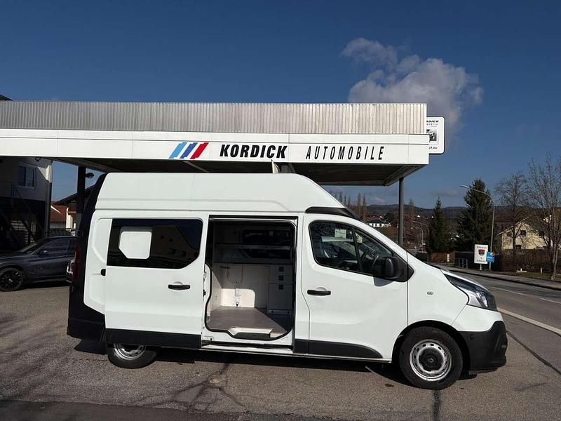 Gebraucht Renault Trafic 125 PS (91 kW) 2018 Weiß Van / Kleinbus