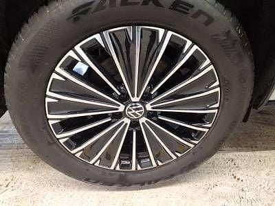 Gebraucht VW Tayron Life 150 PS (110 kW) 2025 Silber SUV