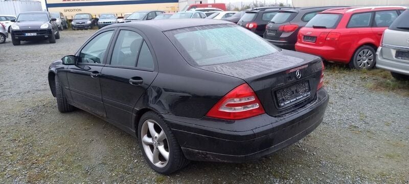 Gebraucht Mercedes C180 143 PS (105 kW) 2005 Schwarz Limousine