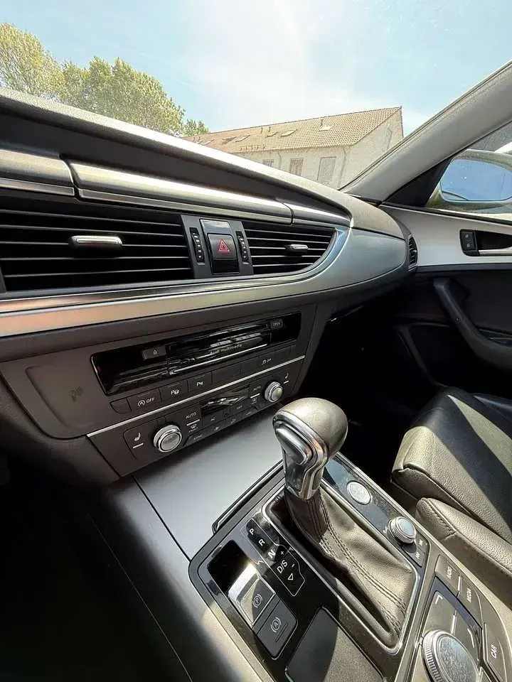 Gebraucht Audi A6 204 PS (150 kW) 2012 Grau Kombi