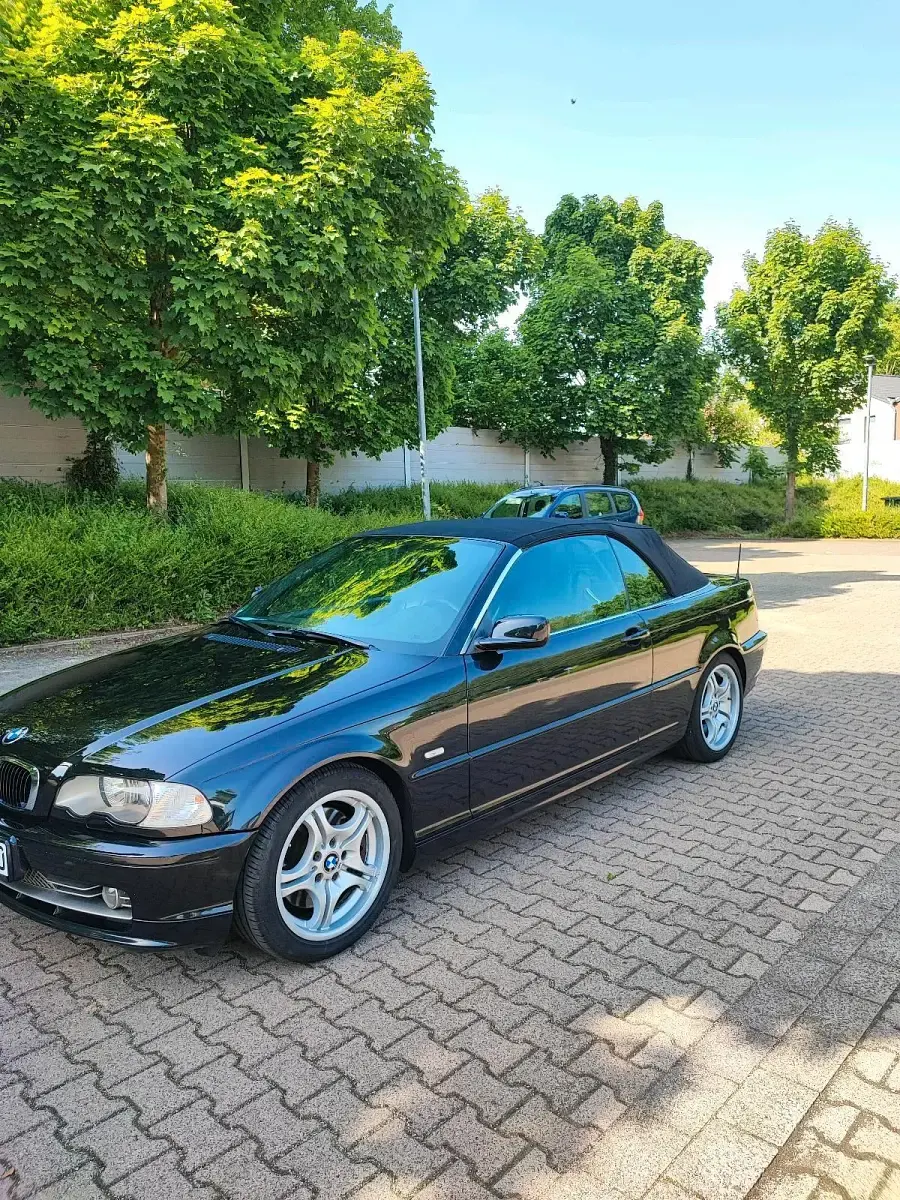 Gebraucht BMW 330 231 PS (169 kW) 2002 Schwarz Cabrio