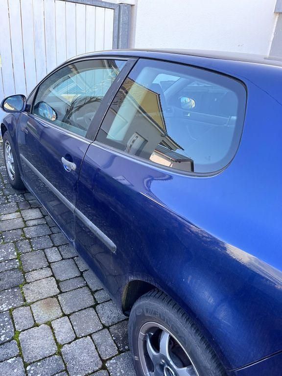 Gebraucht VW Golf IV Trendline 75 PS (55 kW) 2005 Blau Limousine