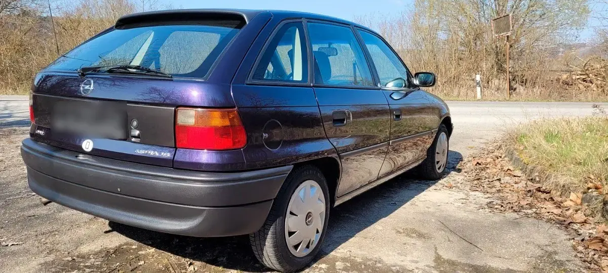 Gebraucht Opel Astra 71 PS (52 kW) 1995 Limousine