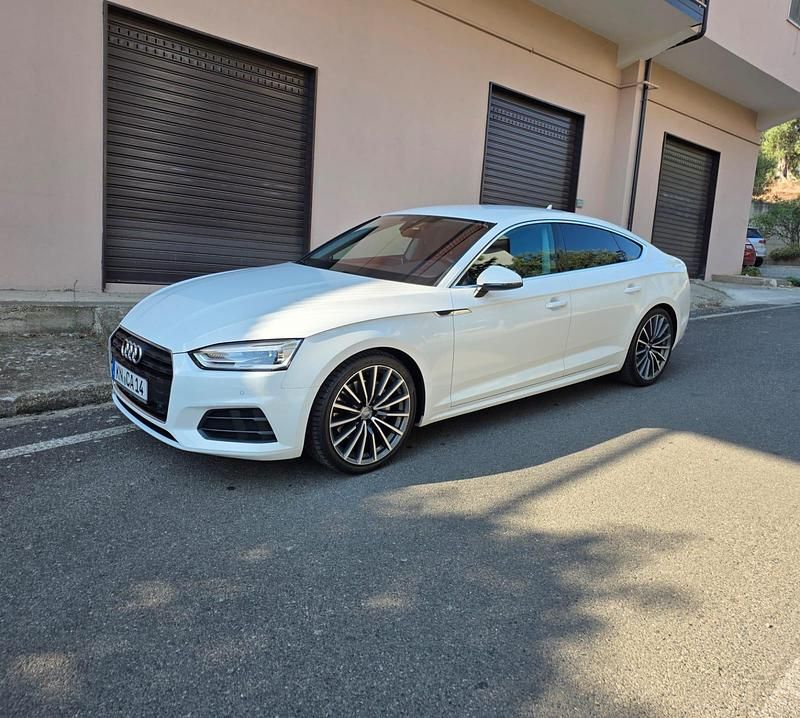 Gebraucht Audi A5 Sportback 190 PS (139 kW) 2018 Weiß Kleinwagen