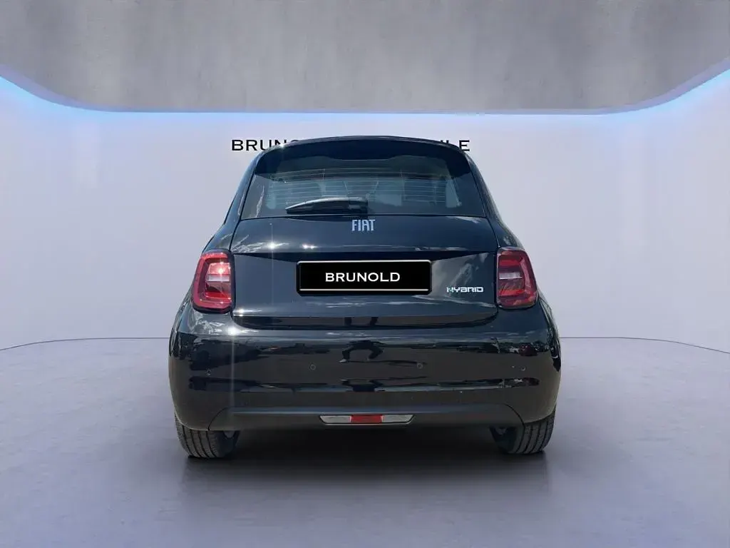 Neu Fiat 500 Icon 65 PS (47 kW) 2026 Schwarz Limousine