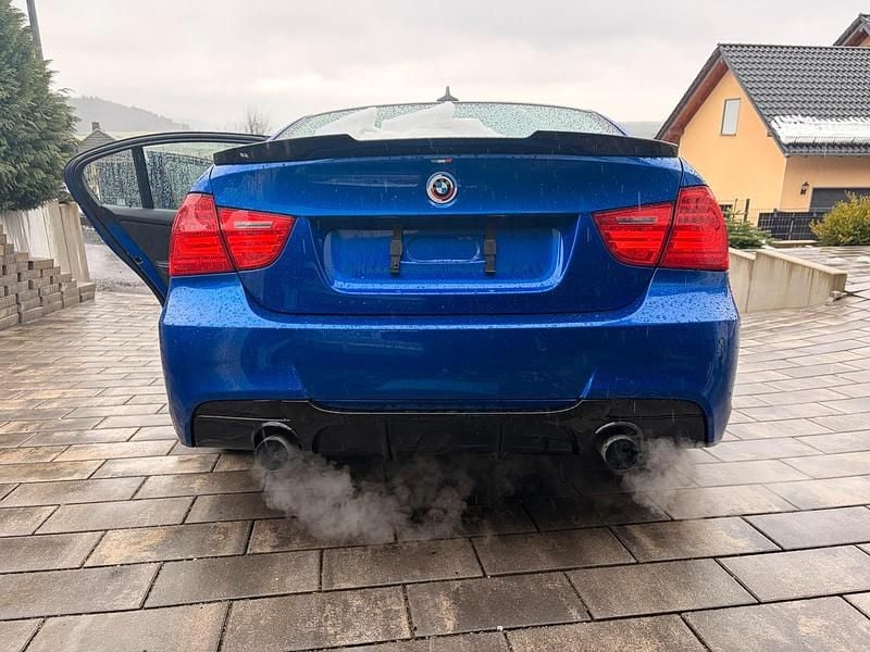 Gebraucht BMW 335 Sport Line 560 PS (411 kW) 2007 Blau Limousine