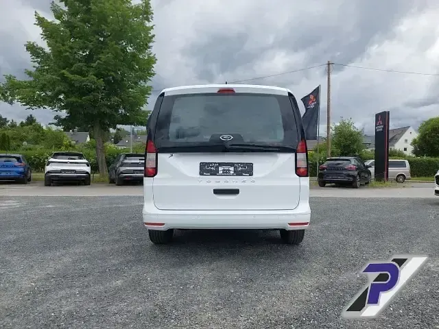 Gebraucht Ford Tourneo Connect Trend 114 PS (83 kW) 2024 Weiß Van / Kleinbus