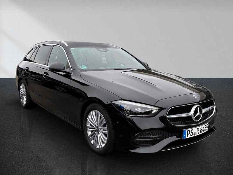 Gebraucht Mercedes C200 Avantgarde 204 PS (150 kW) 2025 Schwarz Kombi