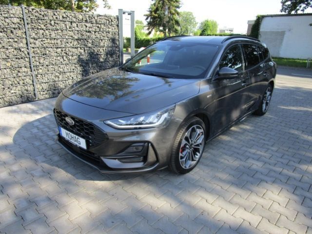 Magnetic metallic Gebraucht 2023 Ford Focus ST-Line Kombi | 22.480 € (Fairer Preis) - Bild 1/4