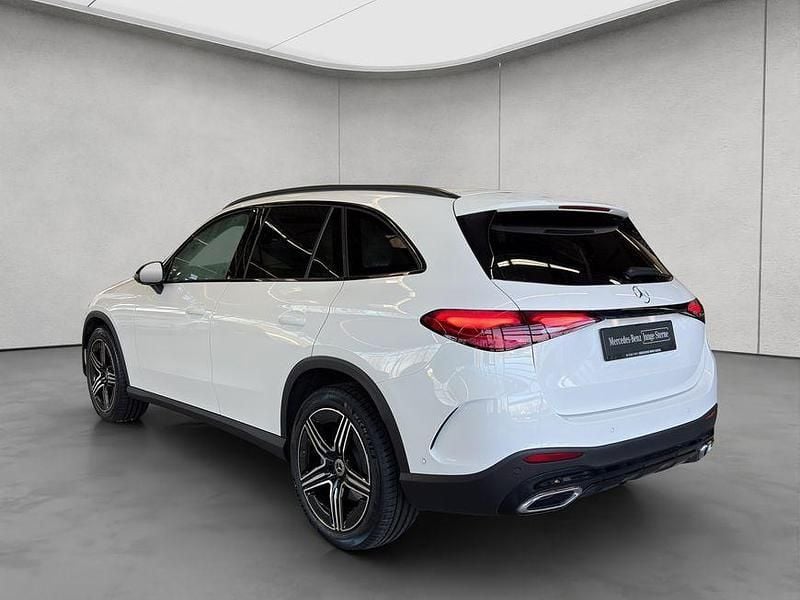 Gebraucht Mercedes GLC200 Advanced 163 PS (119 kW) 2025 Weiß SUV