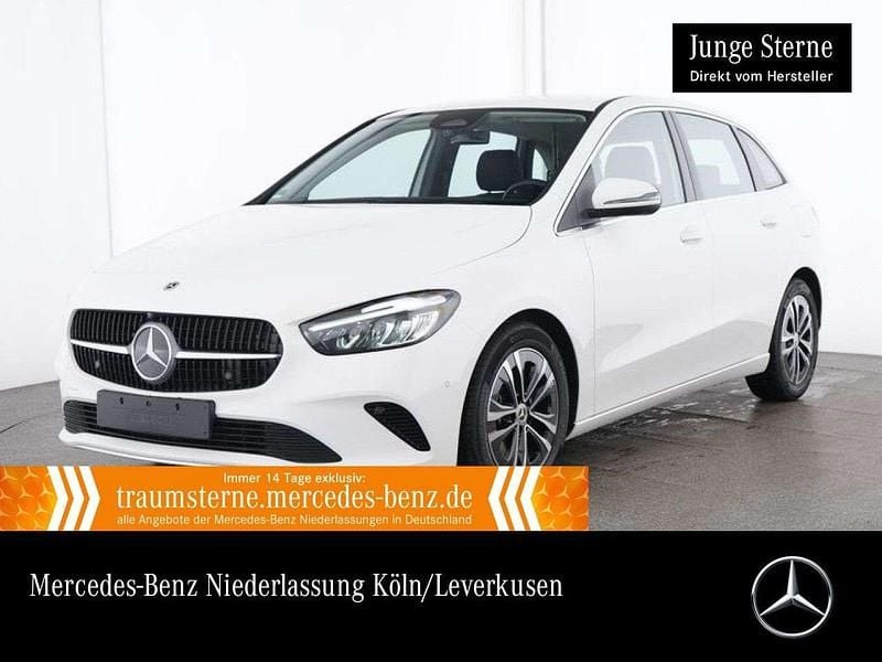 Weiß Gebraucht 2024 Mercedes B200 Advanced Van / Kleinbus | 30.990 € (Guter Preis) - Bild 1/3
