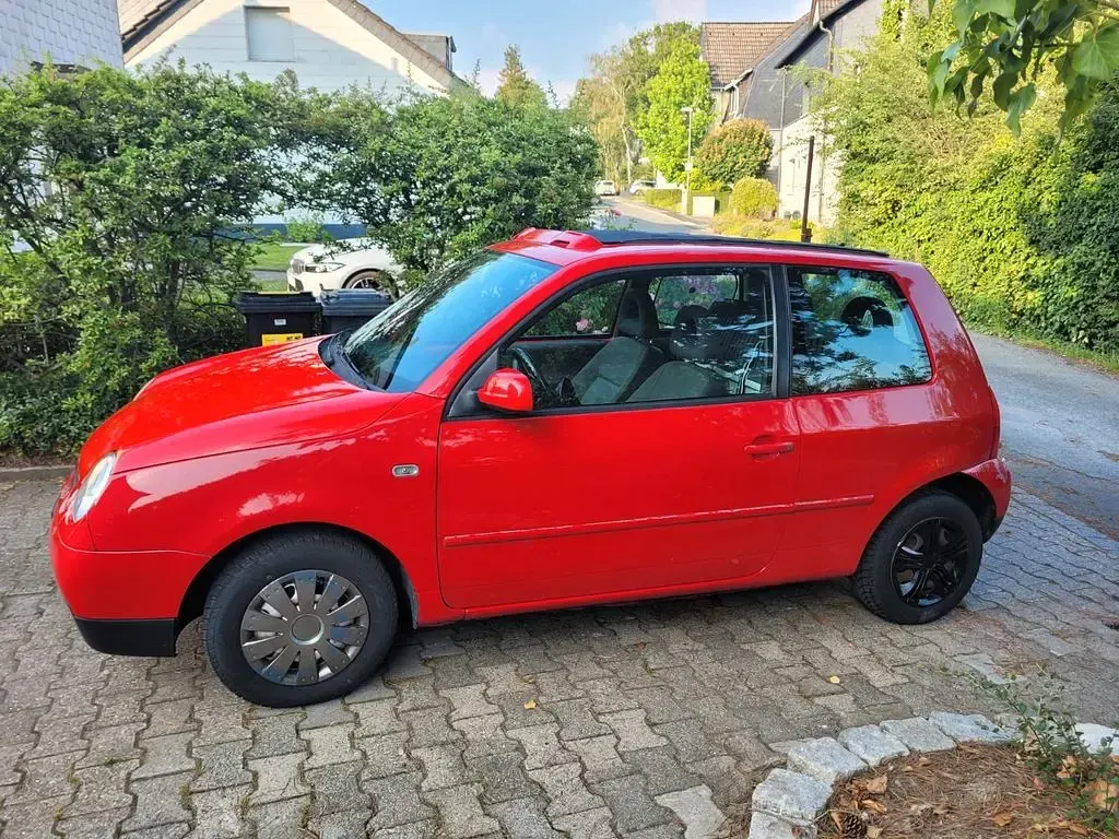 Gebraucht VW Lupo Basis 50 PS (36 kW) 2002 Rot Kleinwagen