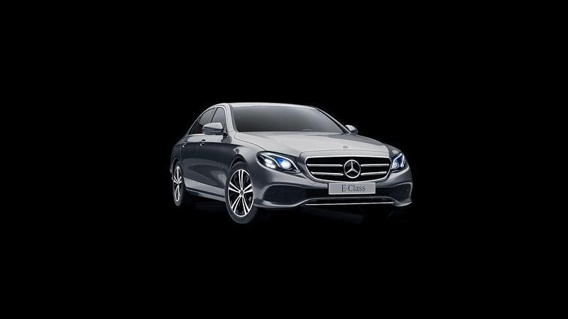 Grau Gebraucht 2020 Mercedes E400 Limousine | 42.599 € (Guter Preis) - Bild 1/1